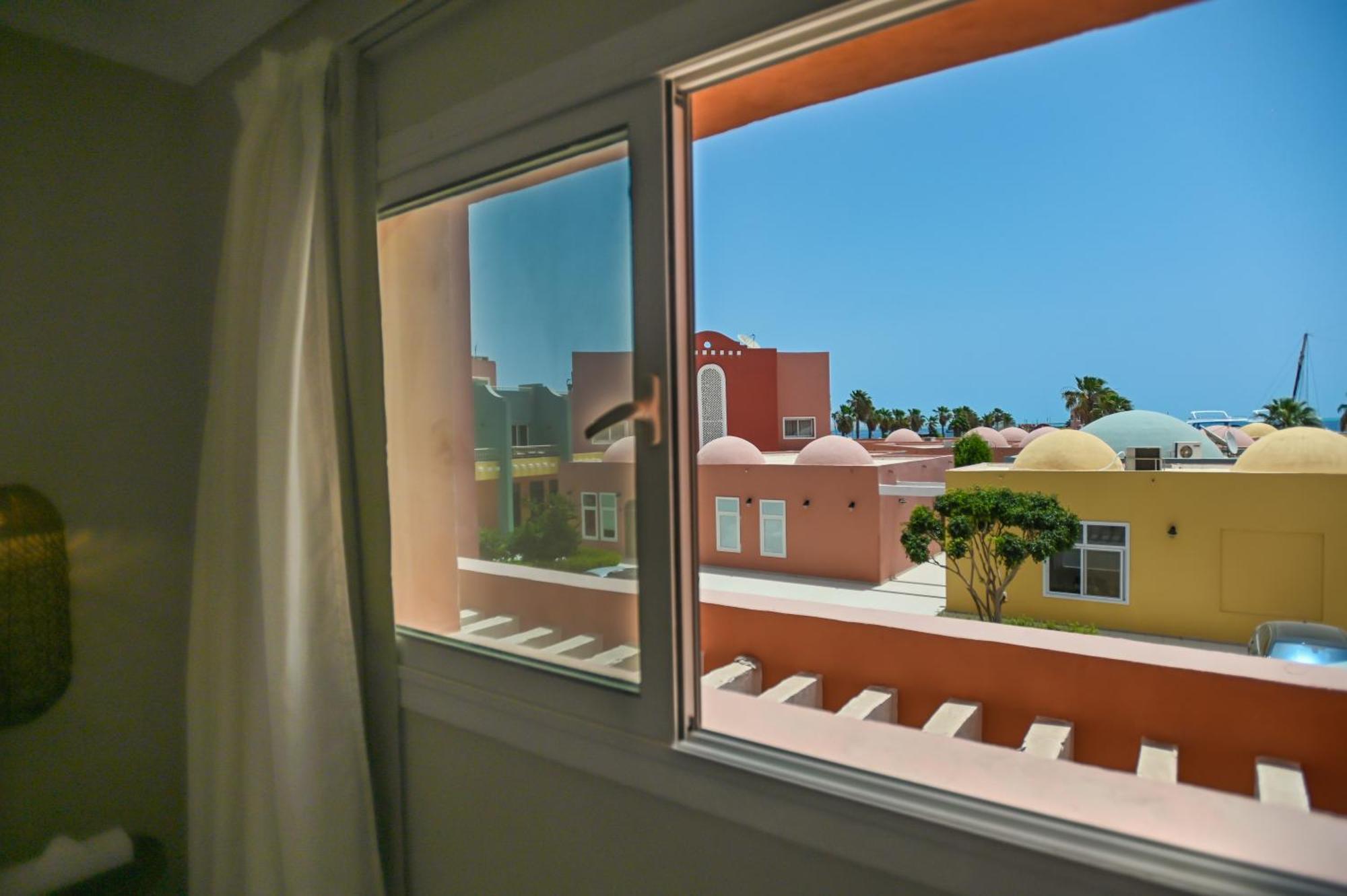 Familiensuite mit Balkon